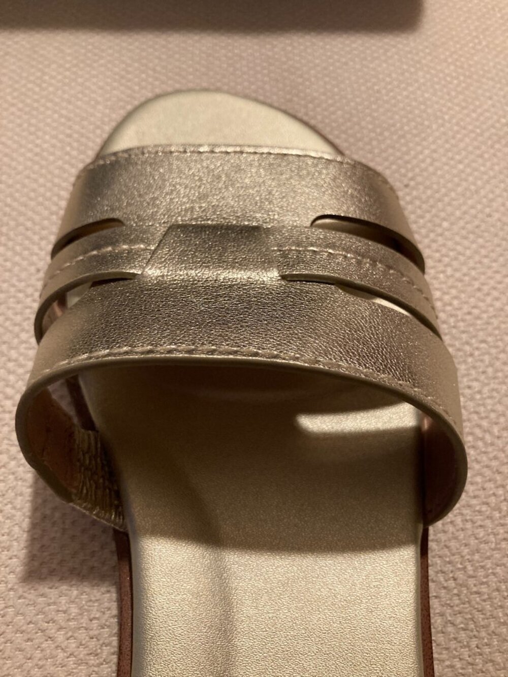 Cole Haan Flynn Slotted Slide Sandals 8 • Soft Gold Leather Slip-On NEW! - Picture 6 of 7